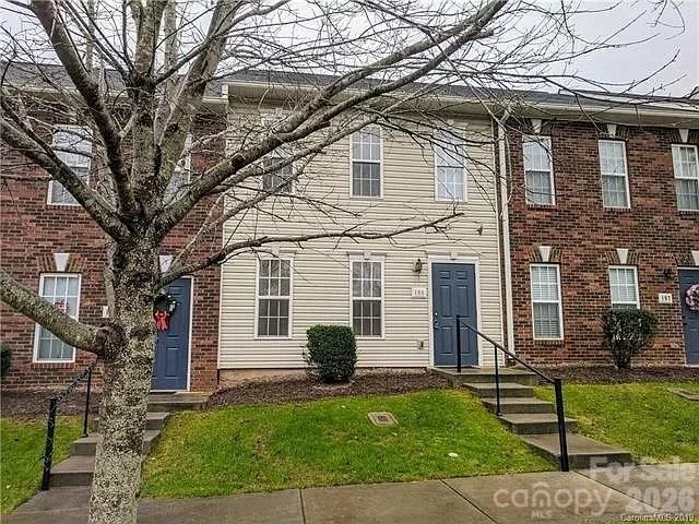 Unit for sale at 140 Locomotive Lane, Mooresville, NC 28115