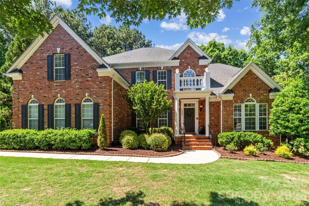 Unit for sale at 17808 Durrango Court, Charlotte, NC 28278