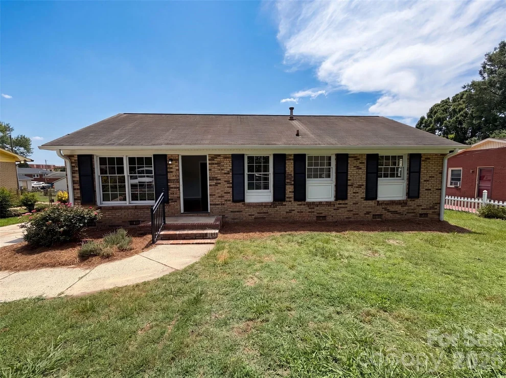Unit for sale at 2039 Artwood Lane, Charlotte, NC 28217