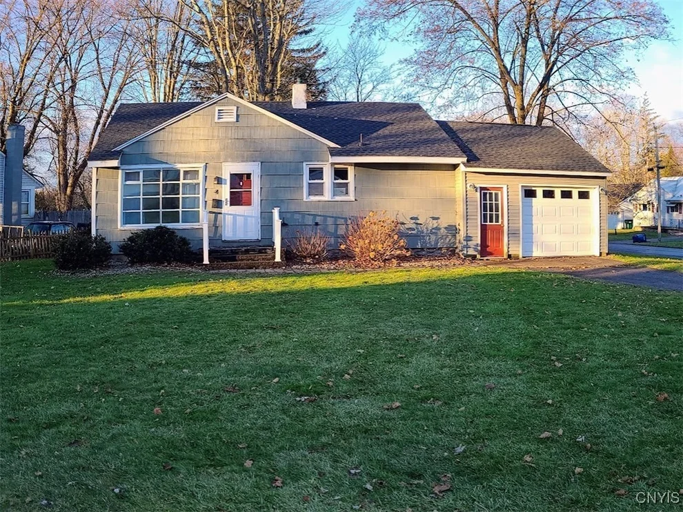 Unit for sale at 4 Brooks Place, Lysander, NY 13027