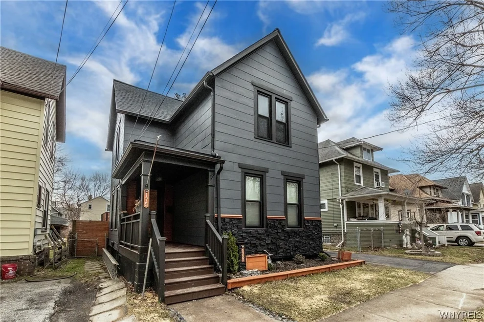 Unit for sale at 175 E Felton Street, North Tonawanda, NY 14120