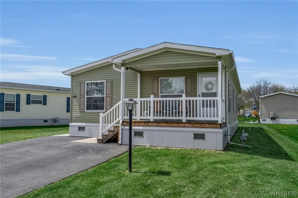 Unit for sale at 99 Elmhurst Drive, Lockport Town, NY 14094