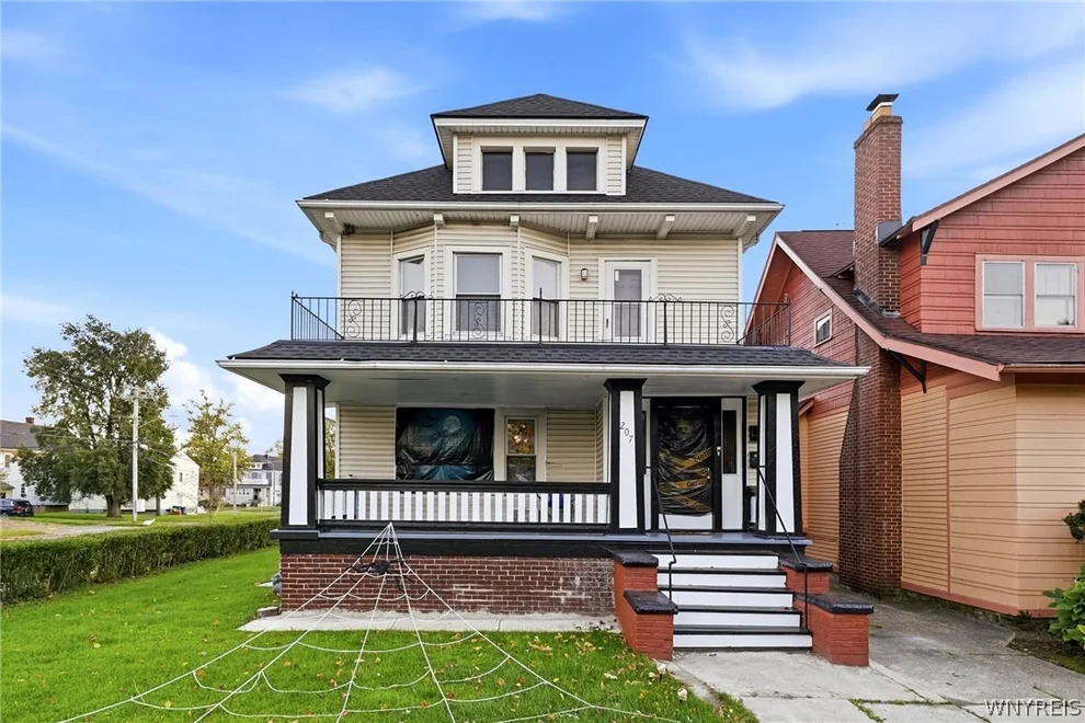 Unit for sale at 207 Minnesota Avenue, Buffalo, NY 14214