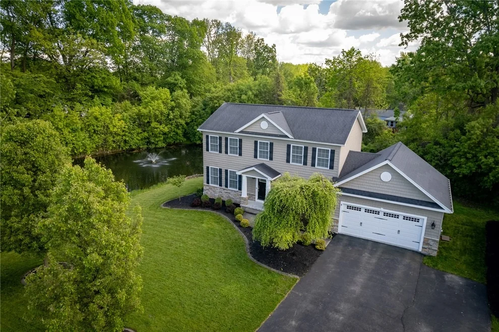Unit for sale at 8 Kings Way, Chili, NY 14624