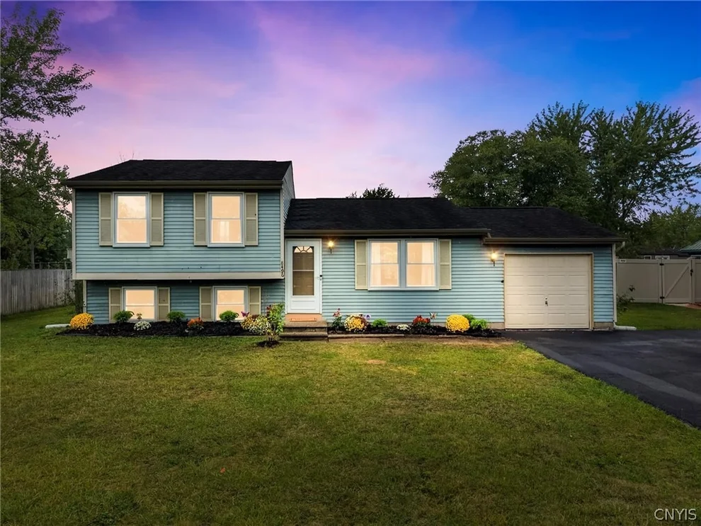 Unit for sale at 8496 Chinkapin Circle, Cicero, NY 13039
