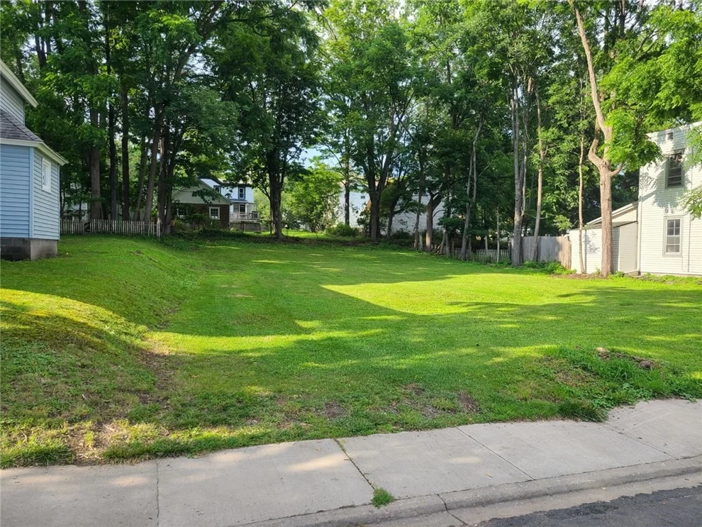 Unit for sale at 18 Columbia Street, Oneonta, NY 13820