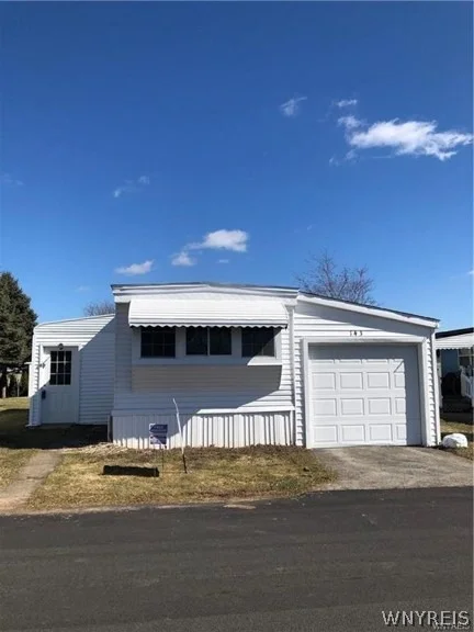 Unit for sale at 6035 N Transit Road, Lockport Town, NY 14094