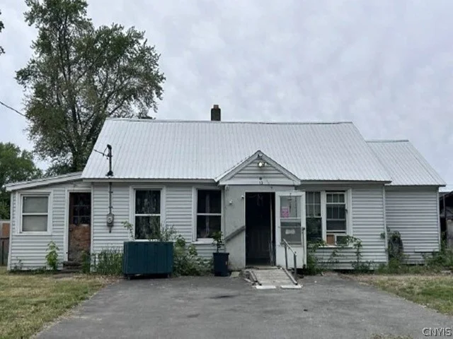 Unit for sale at 13 Mosher Lane, Kingsbury, NY 12839
