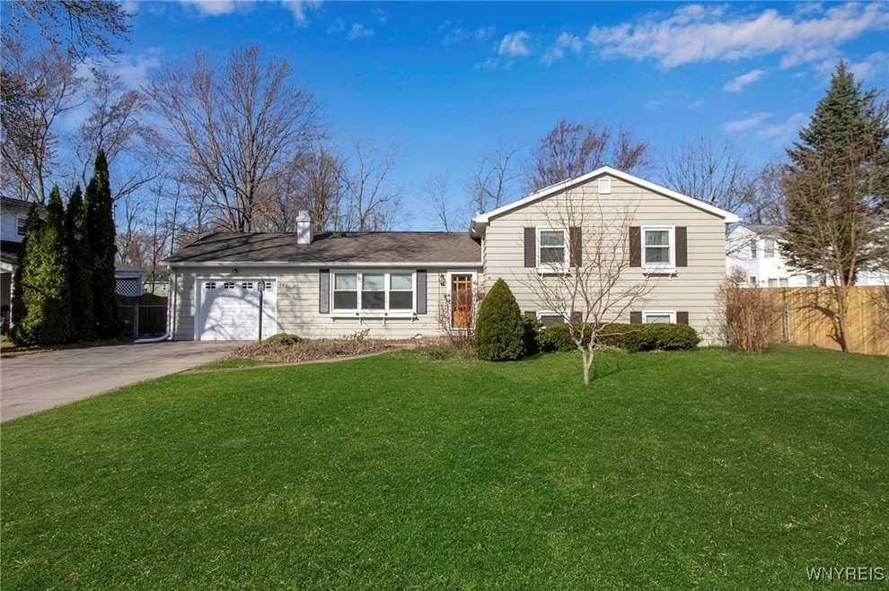 Unit for sale at 455 West Lane, Lewiston, NY 14092