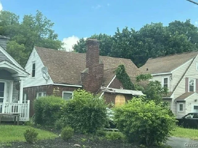 Unit for sale at 923 Salt Springs Road, Syracuse, NY 13224