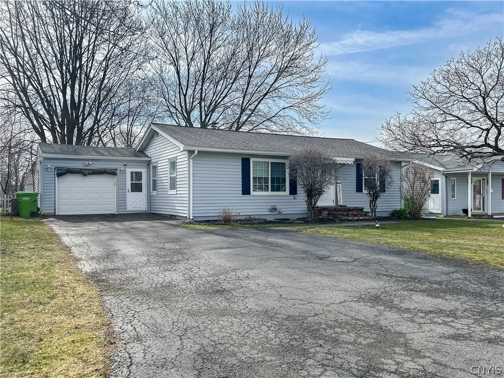 Unit for sale at 120 Vincent Avenue, Salina, NY 13088