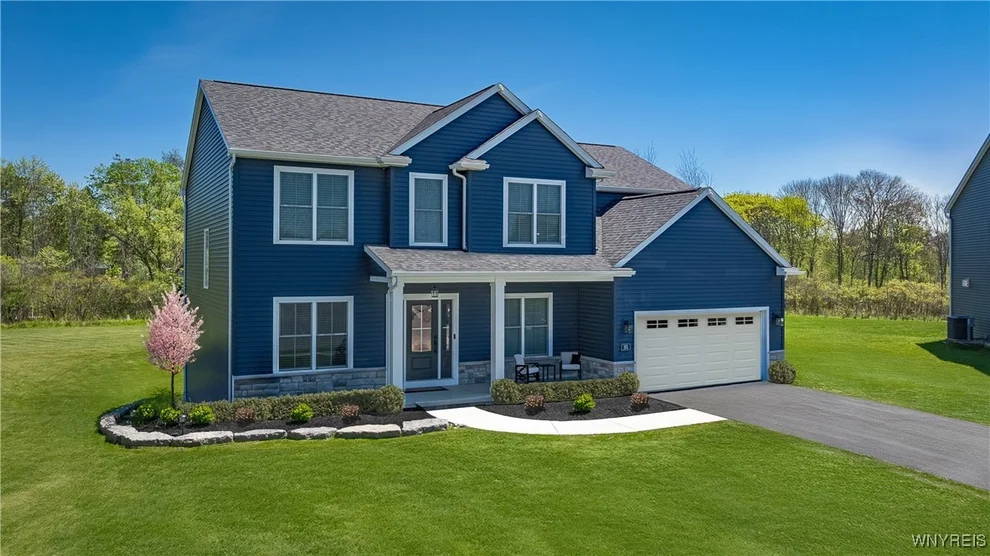 Unit for sale at 3918 Wheatfield Crossing, Wheatfield, NY 14120