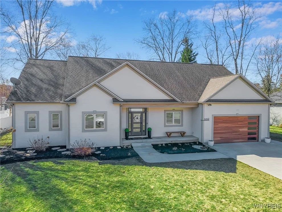 Unit for sale at 669 Chicora Drive, Lewiston, NY 14092