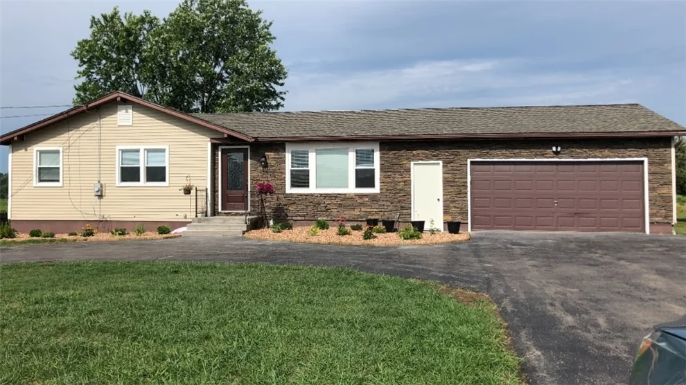 Unit for sale at 1319 Five Mile Line Road, Penfield, NY 14580