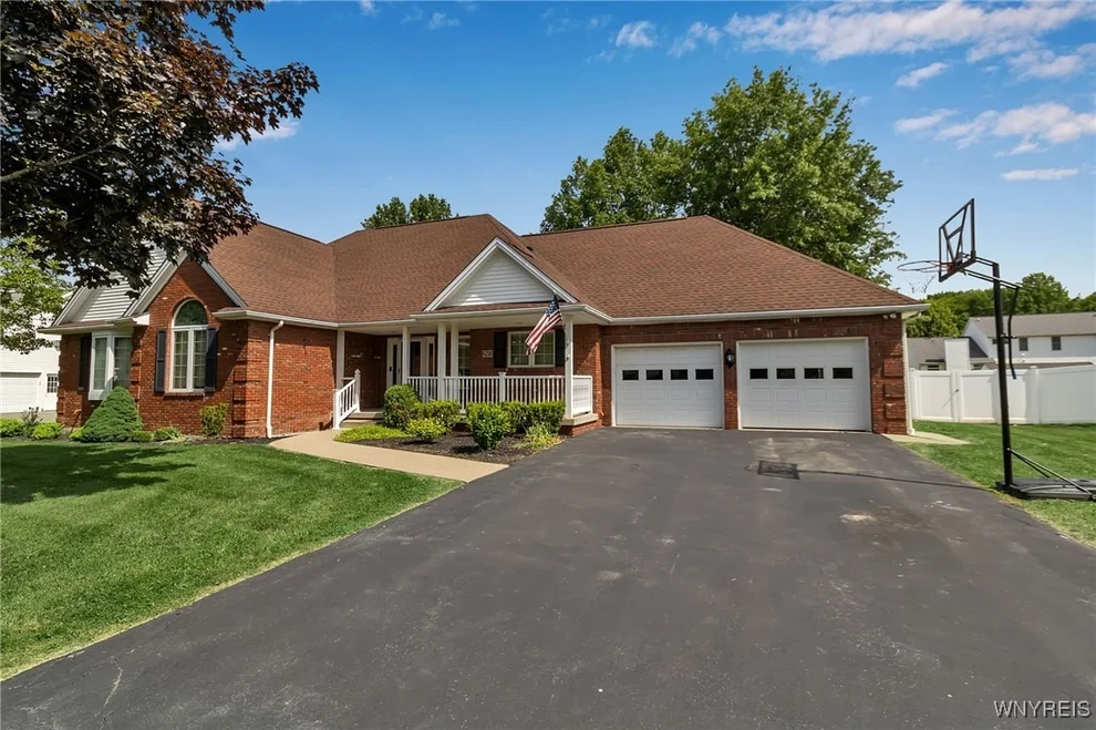Unit for sale at 6290 Emily Court, Clarence, NY 14032