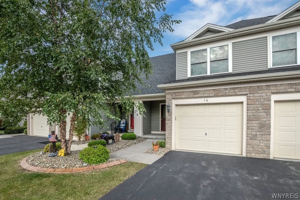 Unit for sale at 16 Cumberland Street, Lancaster, NY 14086