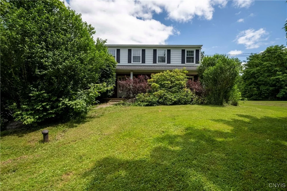Unit for sale at 122 Center Road, Schroeppel, NY 13132