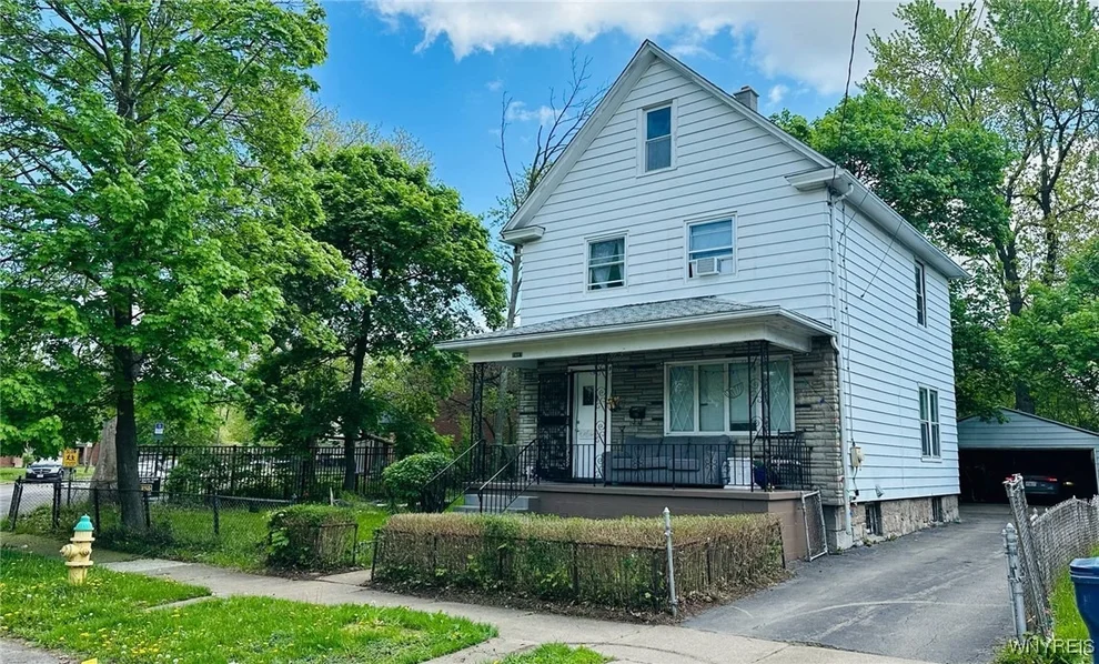 Unit for sale at 2817 10th Street, Niagara Falls, NY 14305