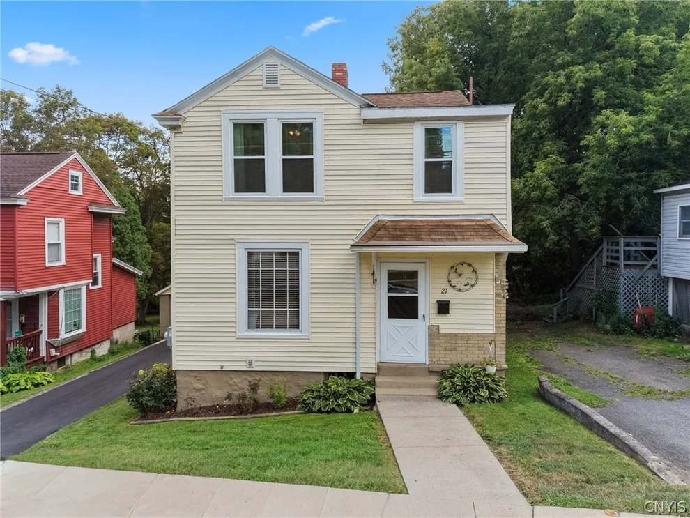 Unit for sale at 21 Elderkin Avenue, Camillus, NY 13031