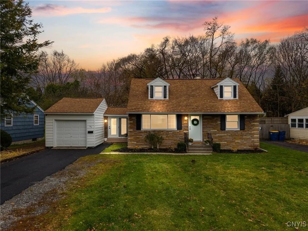 Unit for sale at 504 Beverly Drive, Camillus, NY 13219