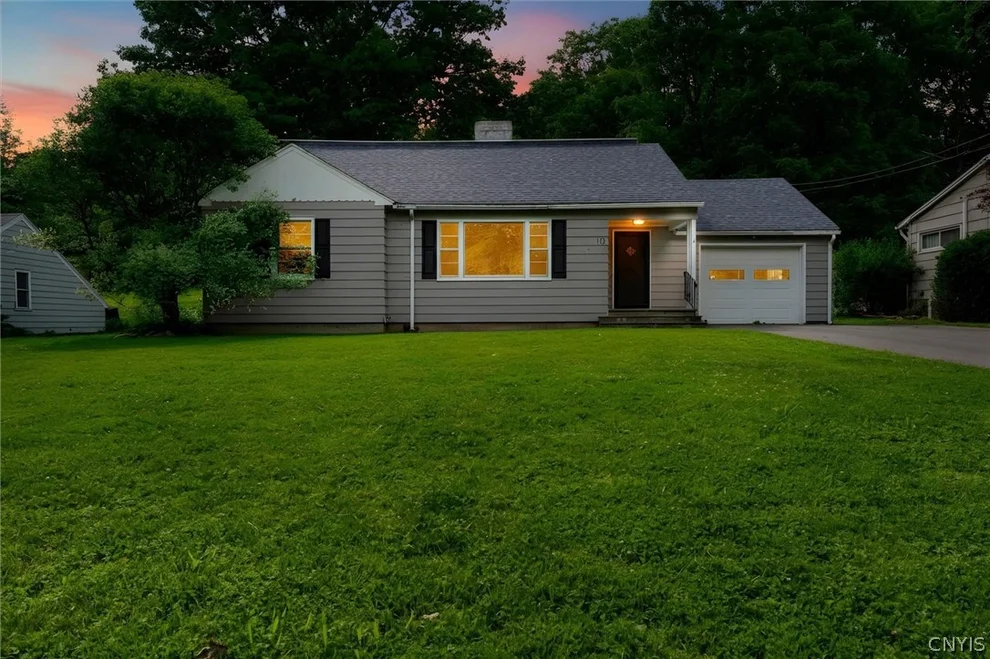 Unit for sale at 10 S Ten Eyck Avenue, Cazenovia, NY 13035