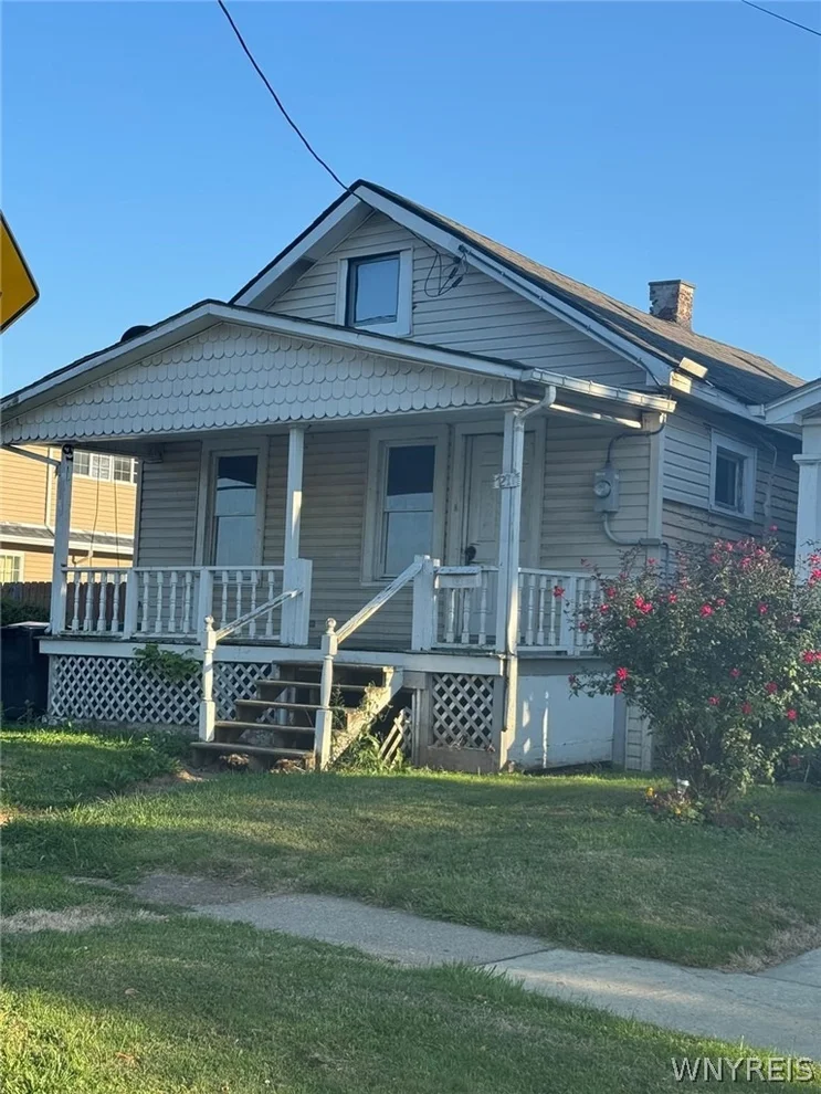 Unit for sale at 7211 Stephenson Avenue, Niagara Falls, NY 14304