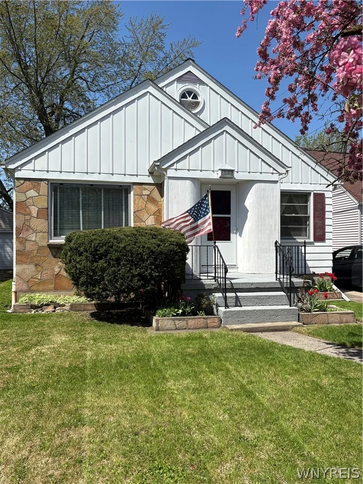 Unit for sale at 844 Delaware Road, Tonawanda, NY 14223