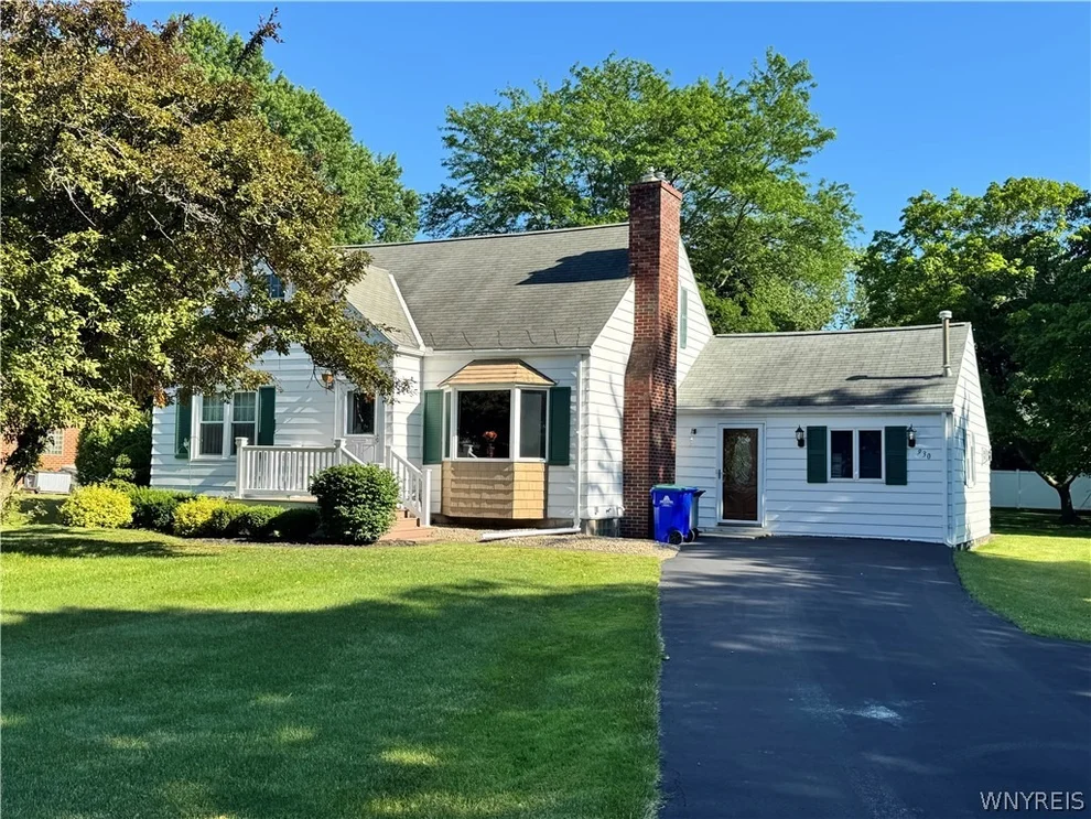 Unit for sale at 930 Escarpment Drive, Lewiston, NY 14092