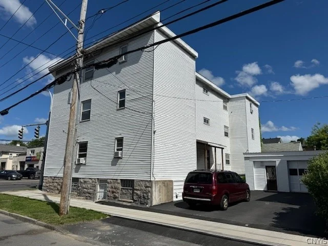 Unit for sale at 202 Catherine Street, Syracuse, NY 13212