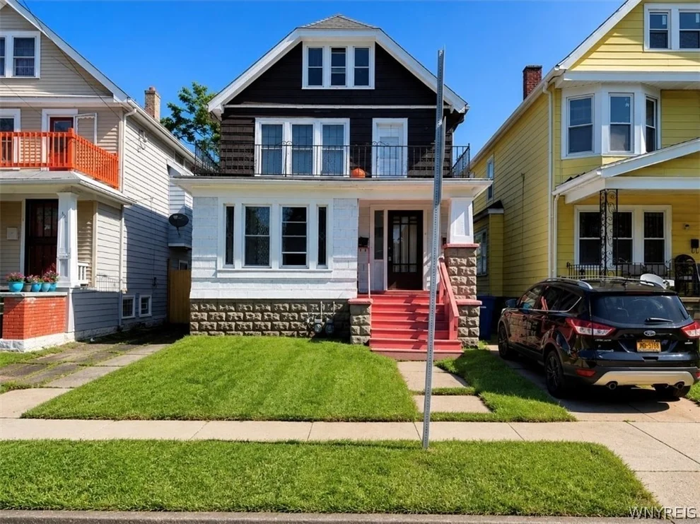 Unit for sale at 328 Jewett Avenue, Buffalo, NY 14214