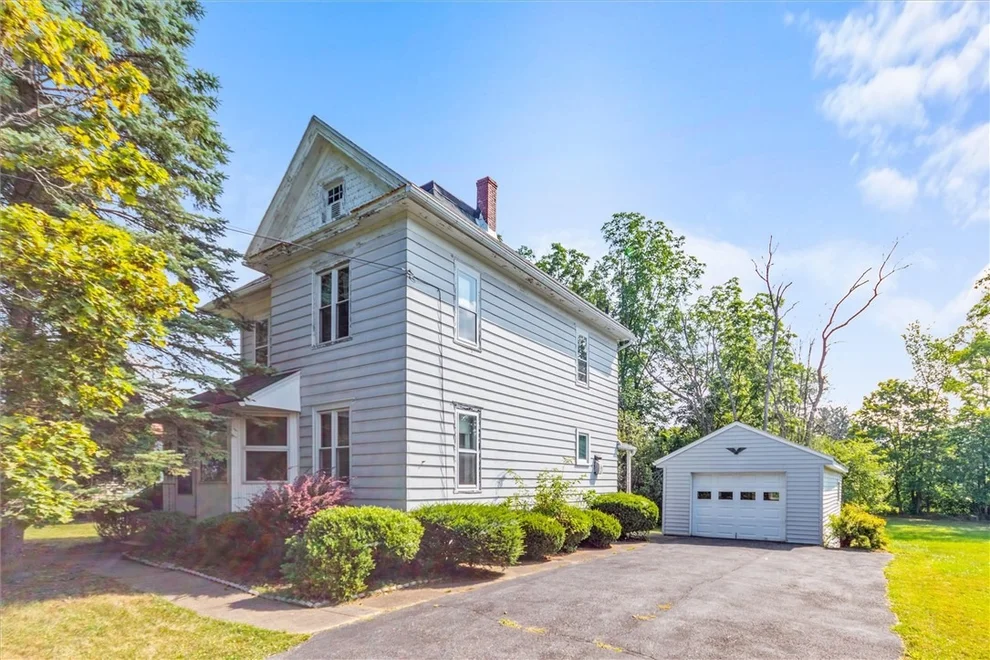 Unit for sale at 11 Sackett St, Seneca Falls, NY 13148