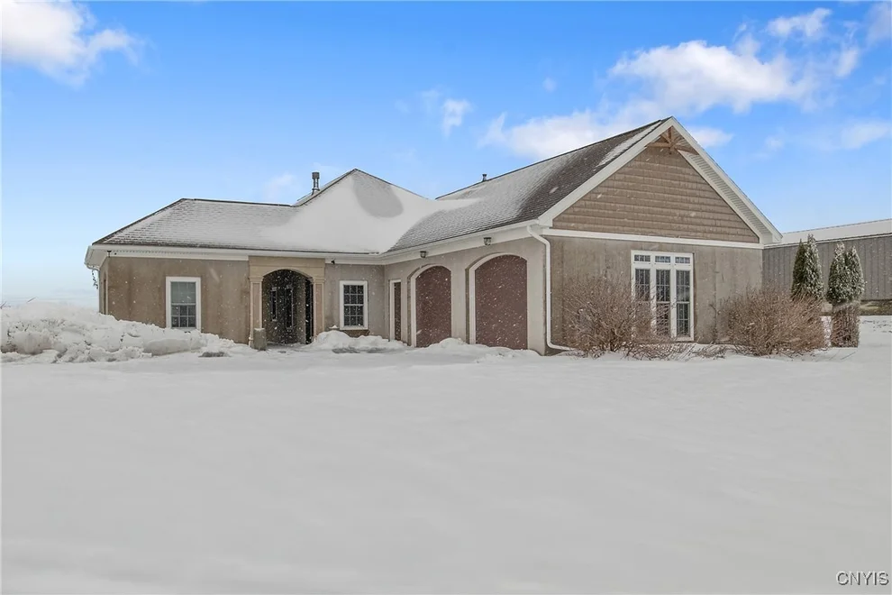 Unit for sale at 8230 Emerick Road, Lysander, NY 13027