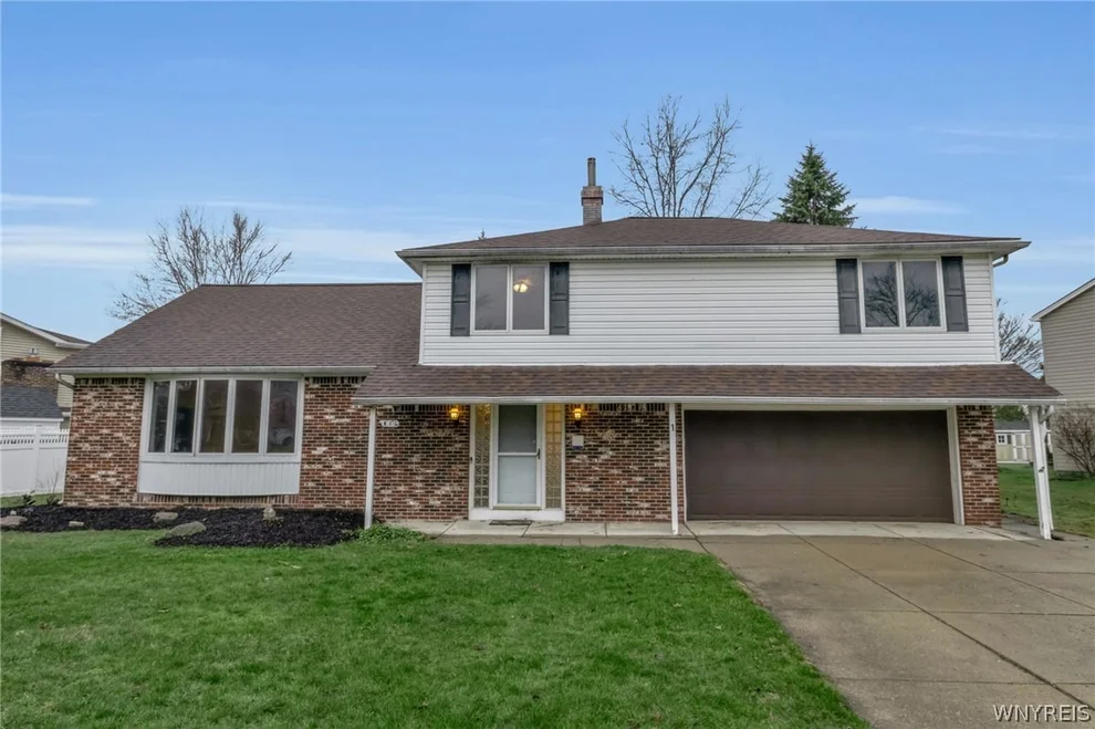 Unit for sale at 1 Idlebrook Court, Lancaster, NY 14086