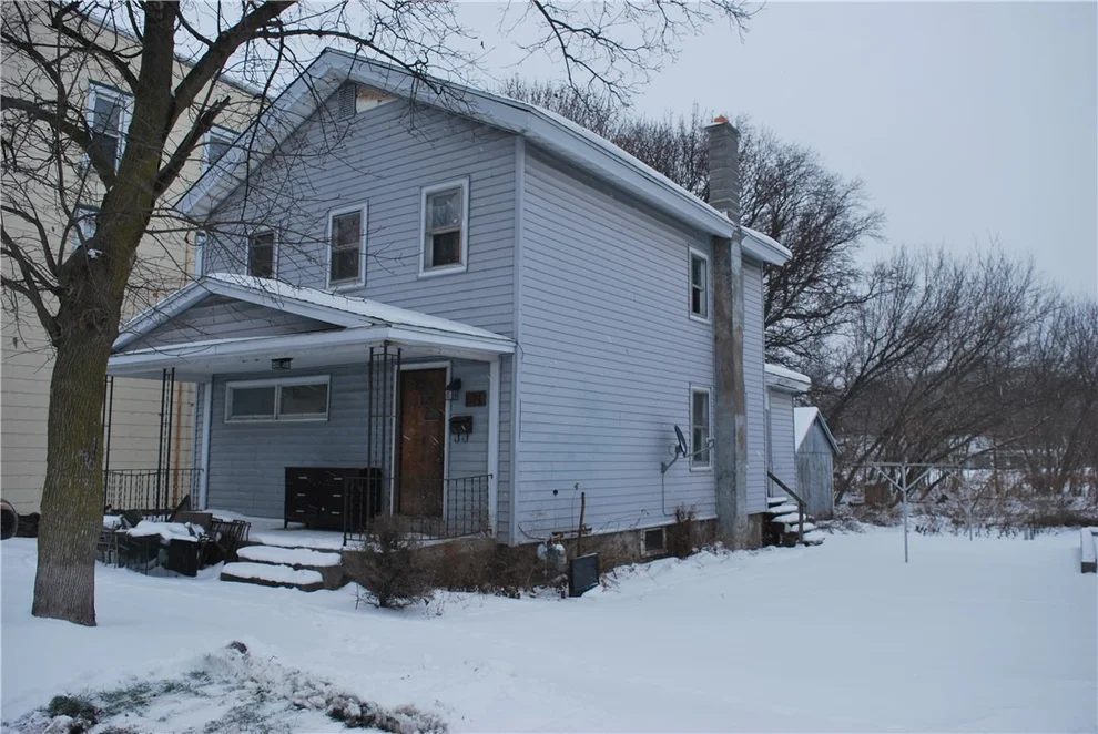 Unit for sale at 121 Geneva Street, Lyons, NY 14502