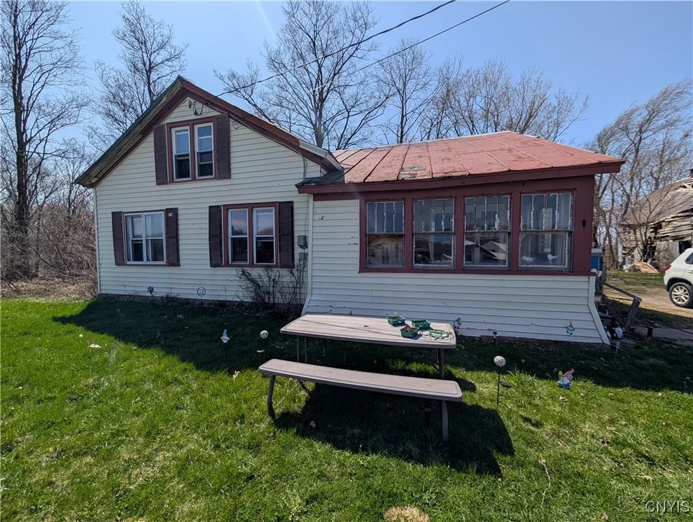 Unit for sale at 17572 County Route 189, Lorraine, NY 13605