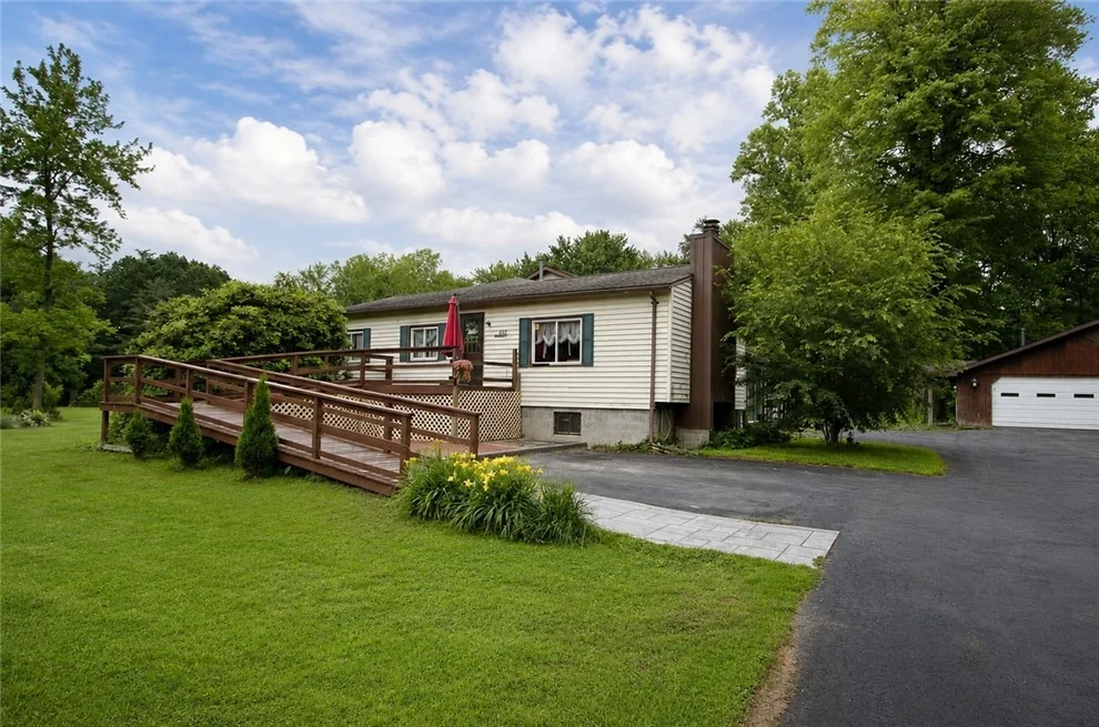 Unit for sale at 2537 Edwards Road, Waterloo, NY 13165