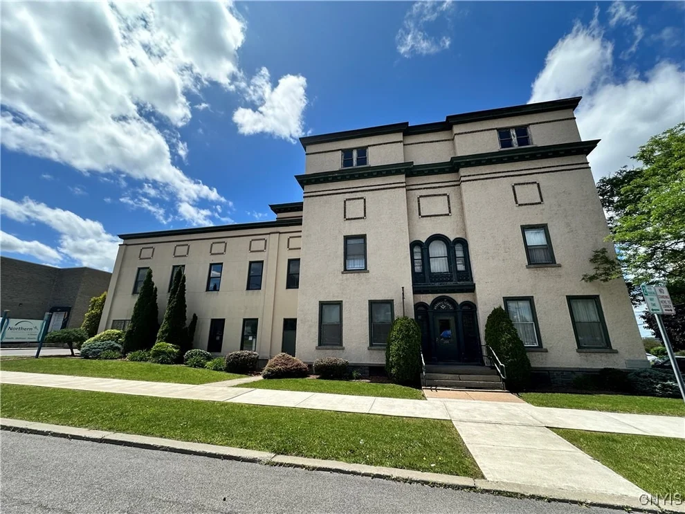 Unit for sale at 203 State Street, Ogdensburg, NY 13669