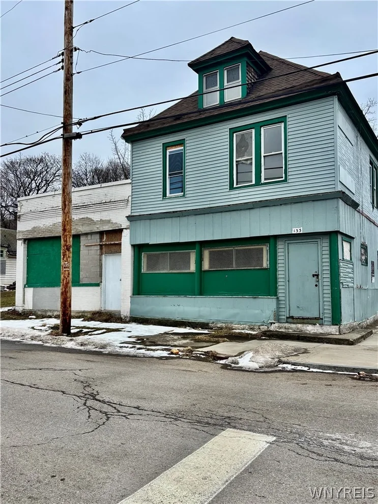 Unit for sale at 133 Kingsley Street, Buffalo, NY 14208