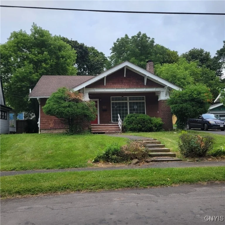 Unit for sale at 271 Fenway Drive, Syracuse, NY 13224