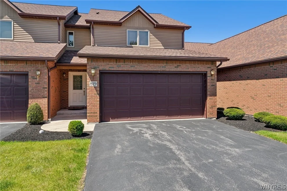 Unit for sale at 819 Carriage Lane, Lewiston, NY 14092