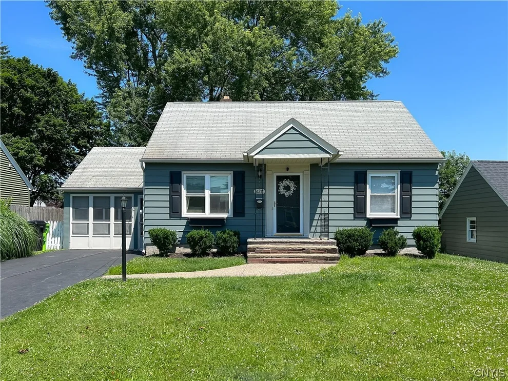 Unit for sale at 627 Delmar Place, Salina, NY 13208