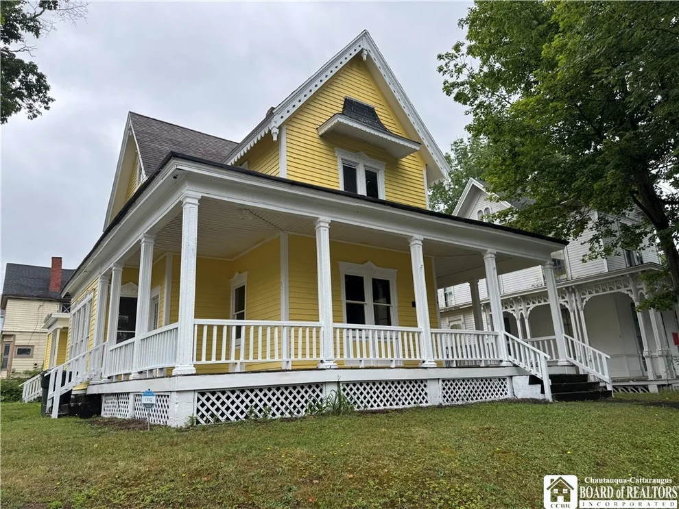 Unit for sale at 54 Lakeview Avenue, Jamestown, NY 14701