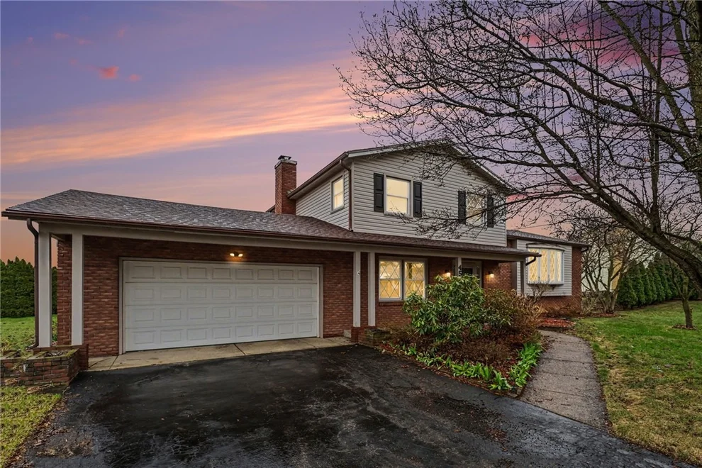Unit for sale at 45 Kings Gate S, Irondequoit, NY 14617