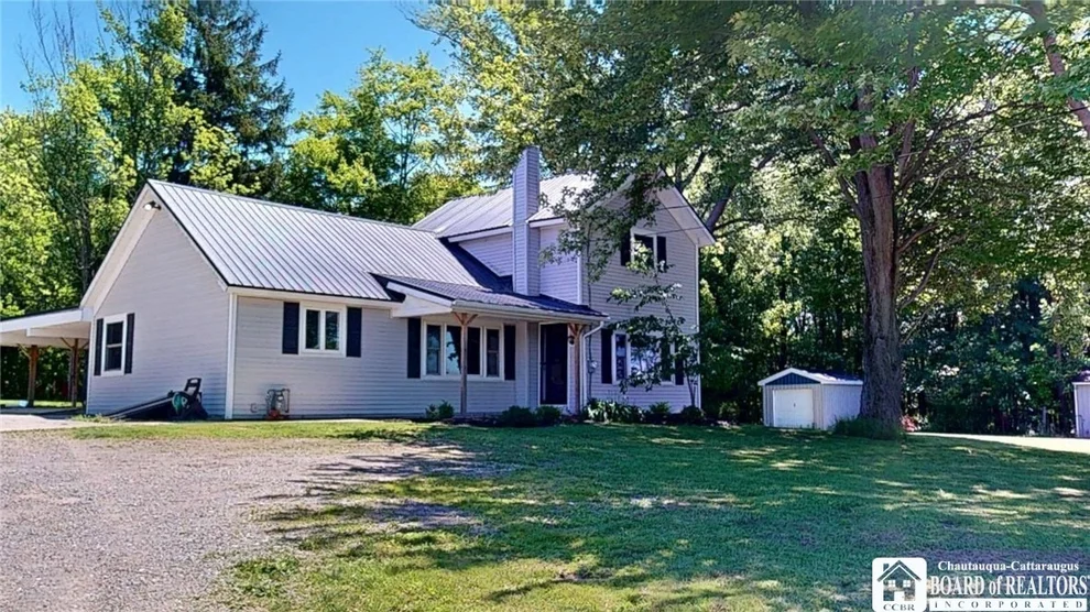Unit for sale at 12374 Pennsylvania Avenue, Sheridan, NY 14136