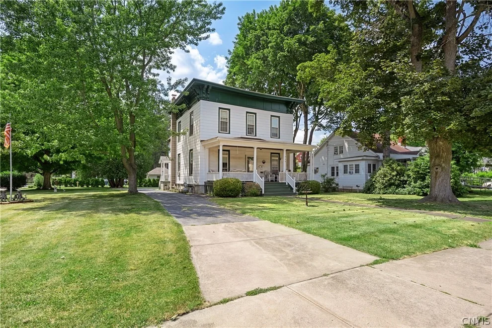 Unit for sale at 530 Broad Street, Oneida, NY 13421