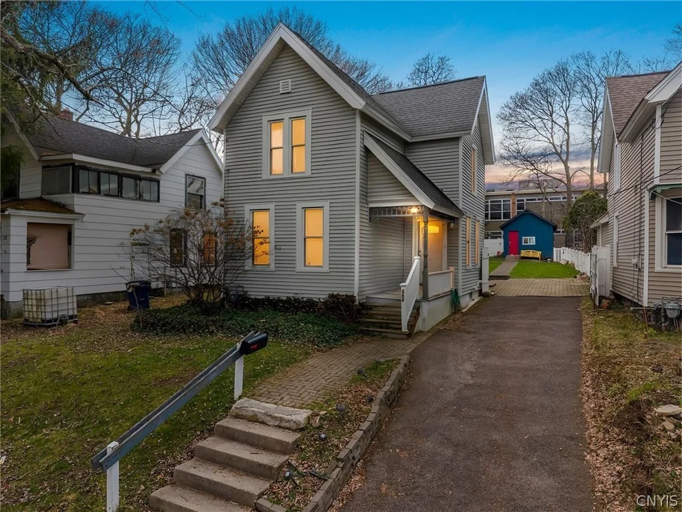 Unit for sale at 532 Columbus Avenue, Syracuse, NY 13210