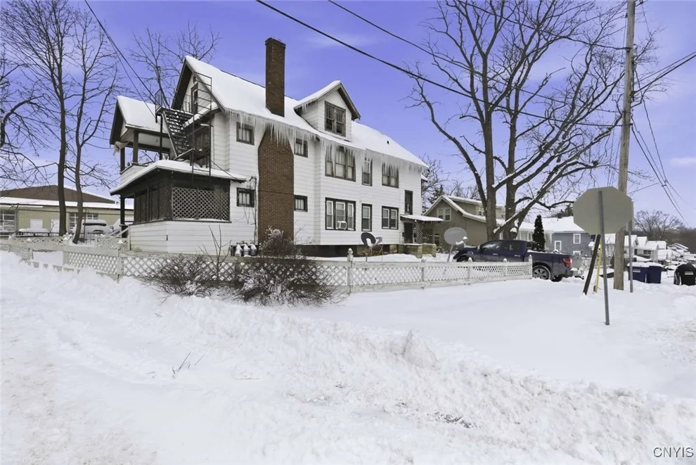 Unit for sale at 217-19 Valley Drive, Syracuse, NY 13207