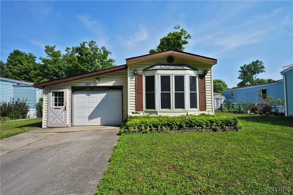 Unit for sale at 182 Bush Gardens, Alden, NY 14004
