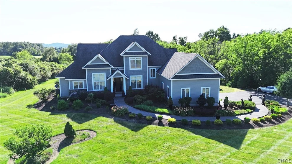 Unit for sale at 164 Arrowhead, Kirkland, NY 13323