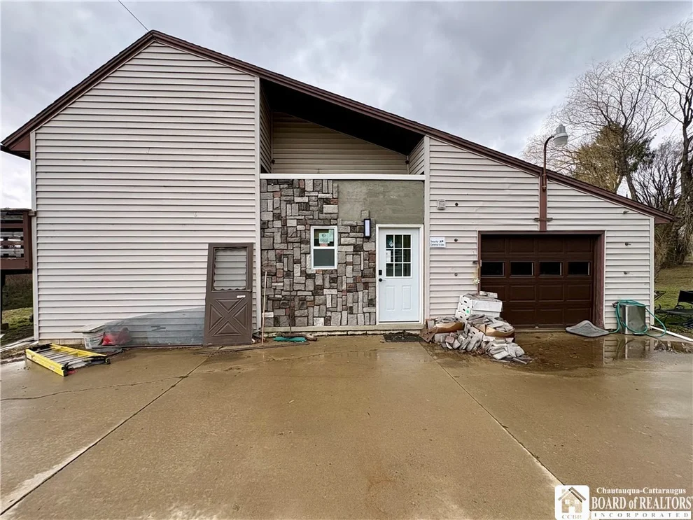Unit for sale at 1130 Macduffie Drive, Hinsdale, NY 14743